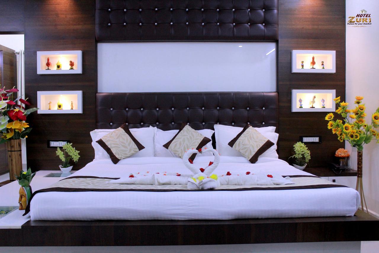 Hotel Zuri Гунтур Экстерьер фото